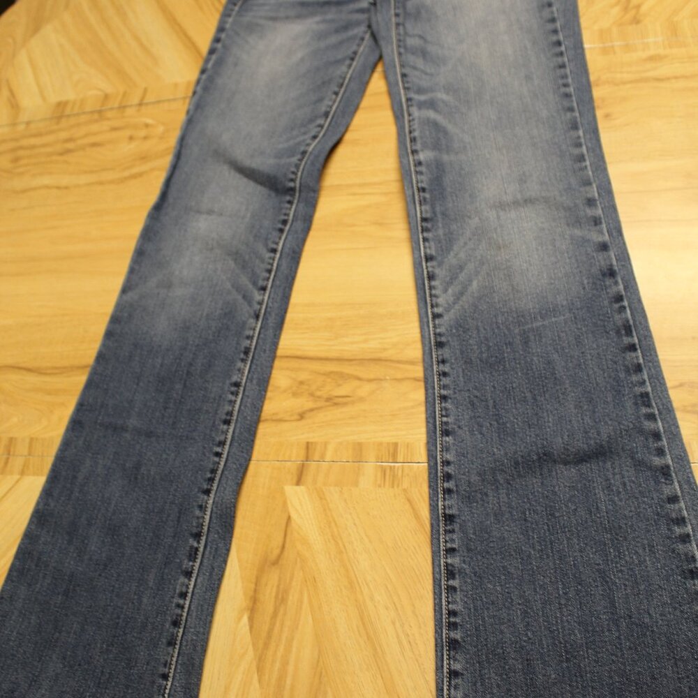 American Eagle Jeans  Women's  Size 2 Blue Denim  Favorite Boyfriend  Boot Flare